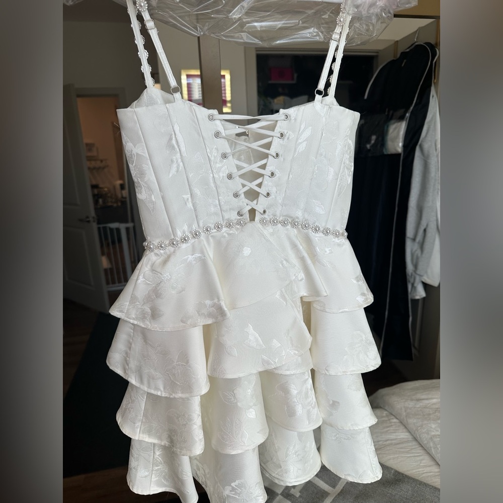 V. Chapman Luciana Corset Mini Dress in White Baroque Floral - Picture 3 of 5